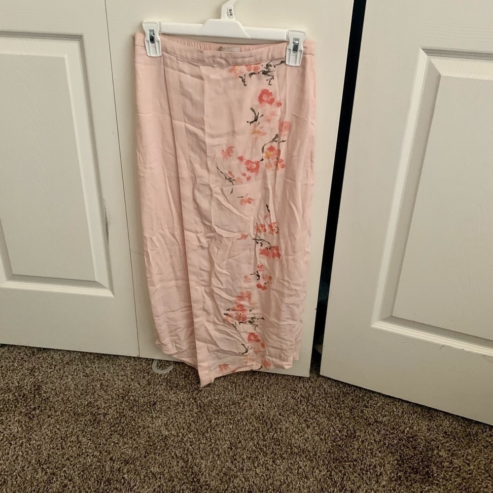 Hinge midi skirt